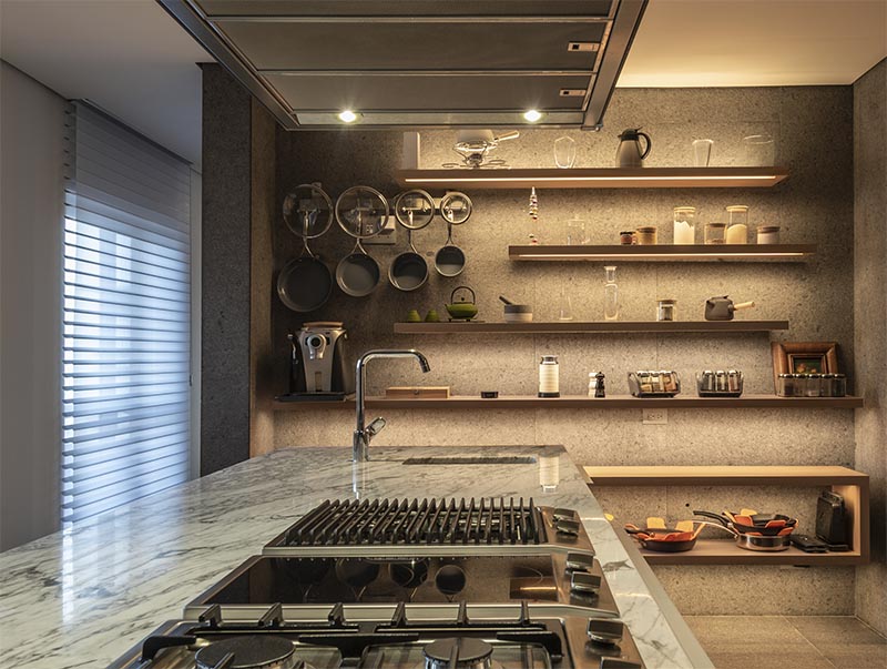 How to Create a Stylish Kitchen with Floating Shelves