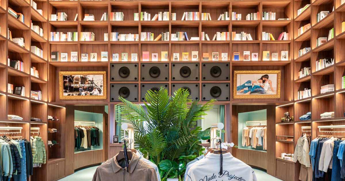 19&Foot&High Wooden Bookshelves And A DJ Booth For A New Streetwear Store