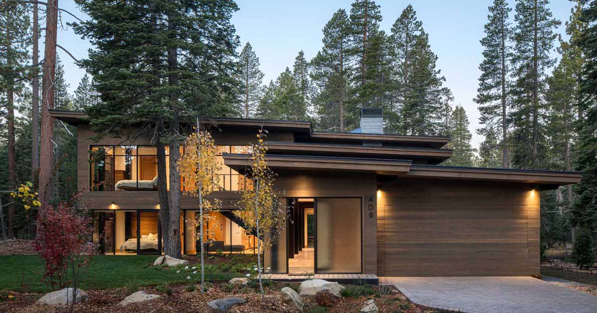 An Intentionally Muted Yet Refined Palette Of Natural Materials For A Home In Lake Tahoe