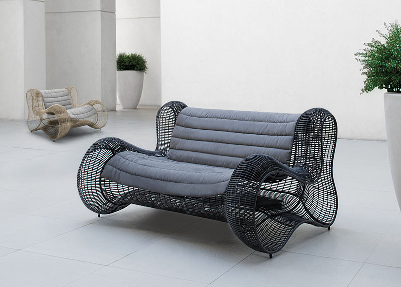 12 Outdoor Furniture Designs That Add A Sculptural Element To Your Backyard