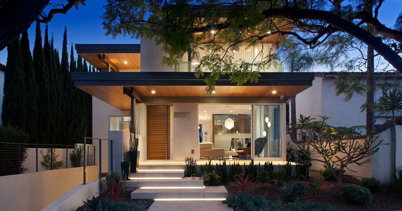 This New House In California Presents A Welcoming Face To The Street