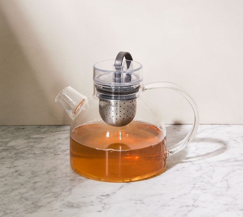 Gift Ideas For Tea Drinkers // Use a glass tea pot to decide when your tea is strong enough based on the color of the water.