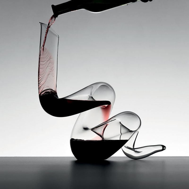 https://www.contemporist.com/wp-content/uploads/2016/11/modern-wine-decanter-241116-1208-05-800x800.jpg