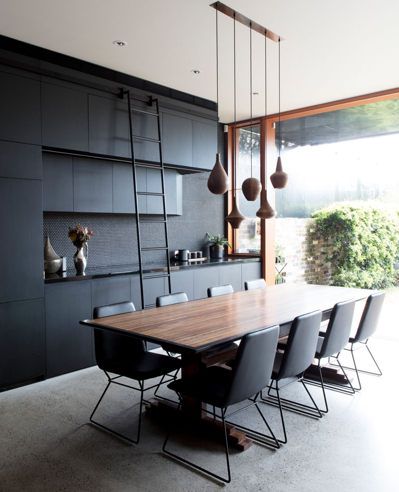 Carter Williamson Architects Used Black To Give This Interior A Bold