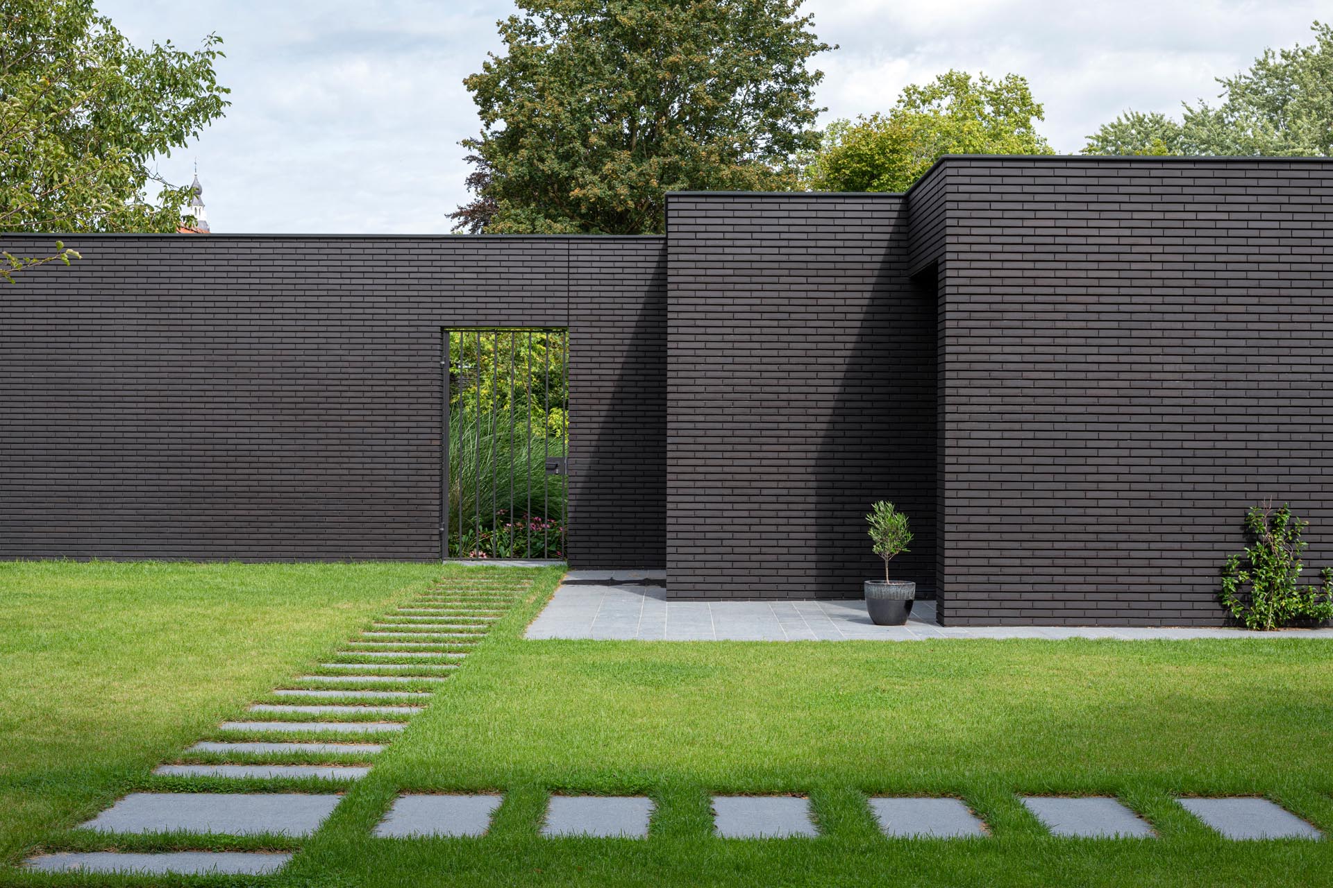 External Brick Wall Design Ideas