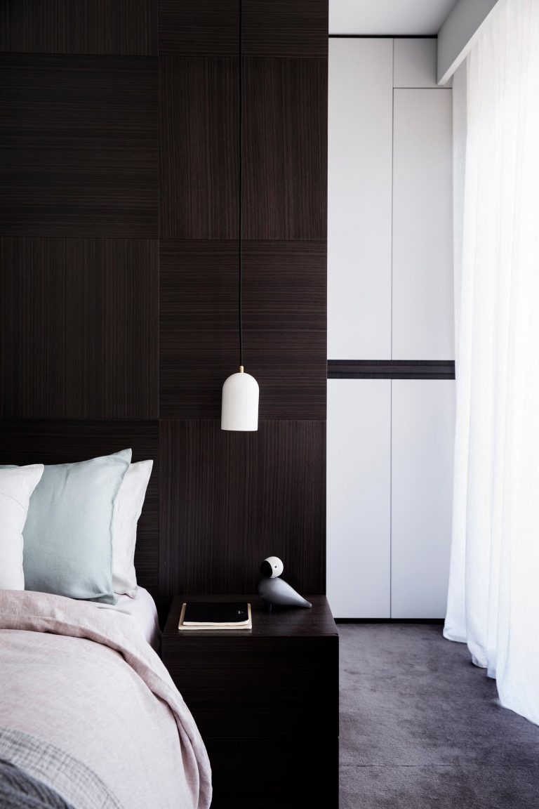 Cloudy Hexagon And Marble Tiles Create A Calming Tone In This En-Suite ...