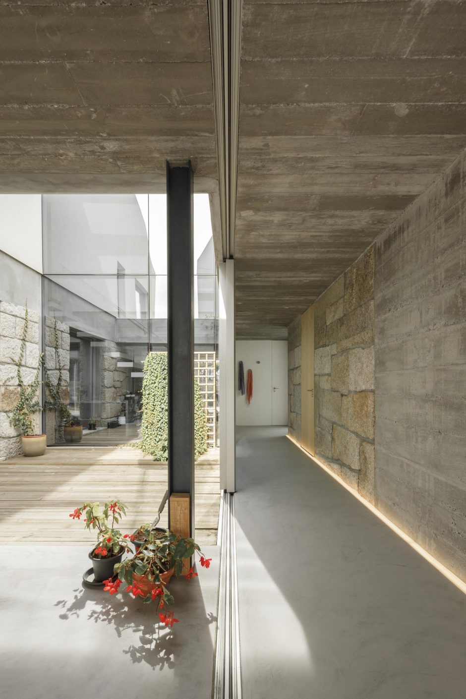 The Hallways Inside This Remodeled Farmhouse Are Illuminated With LED ...