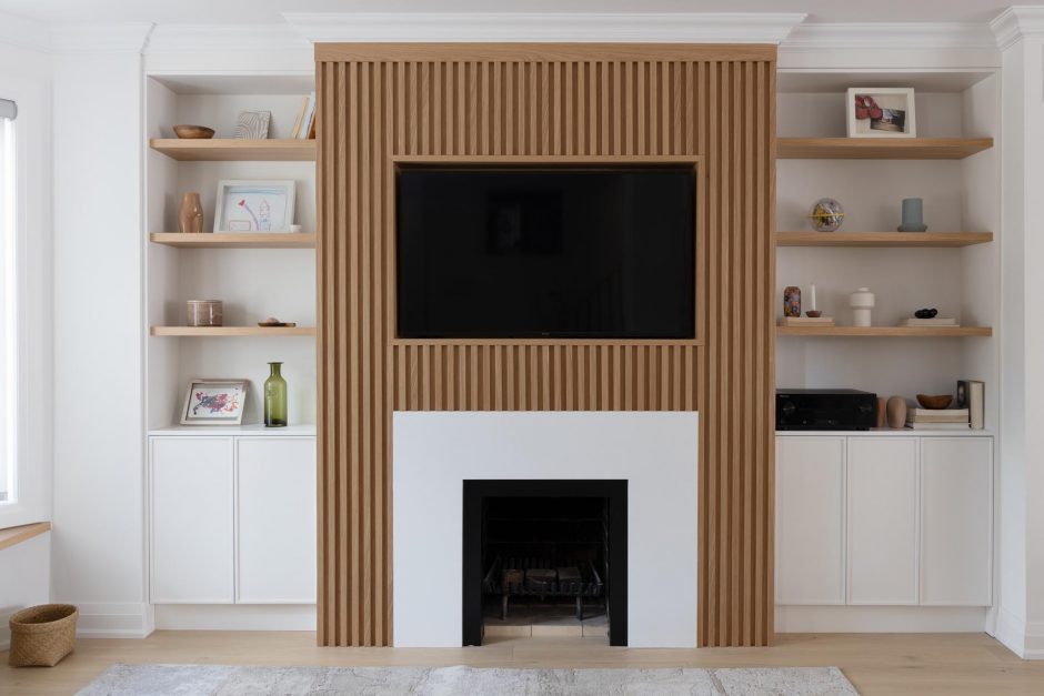Living Room Fireplace Decor With Tv Above