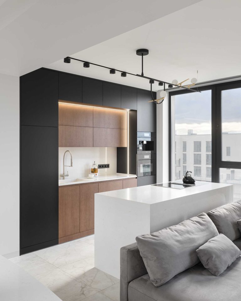 A Loft Play Area Was Designed For This Kids Bedroom Inside An Apartment ...