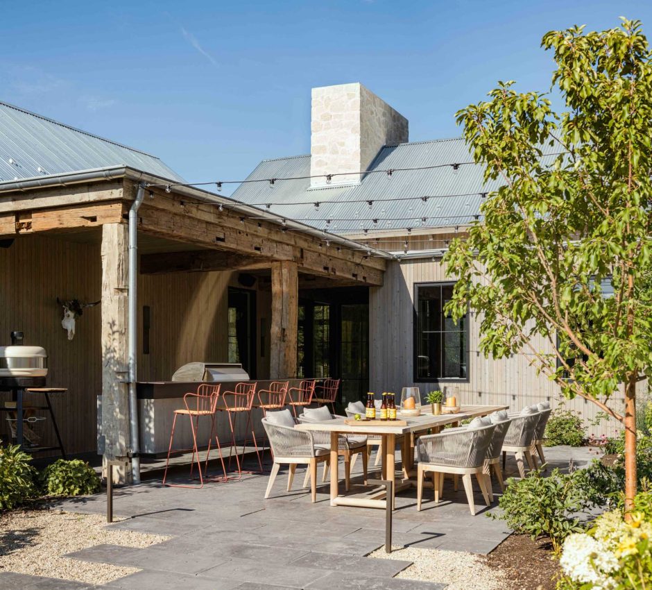 A Contemporary Ranch Home Bathed In Light And Natural Materials